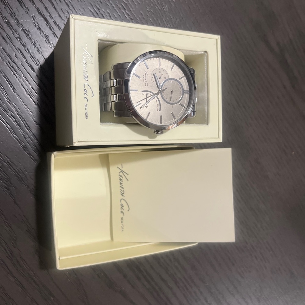 Kenneth Cole